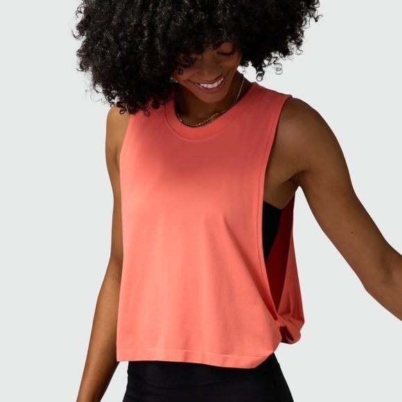 Spiritual Gangster Tops - NWT SPIRITUAL GANGSTER DRIFTER SEAMLESS TANK CROP TOP YOGA RUN WARRIOR SHIRT